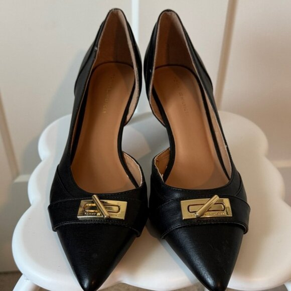 Tommy Hilfiger Elegant Black Heels with Gold Detail - Picture 1 of 4